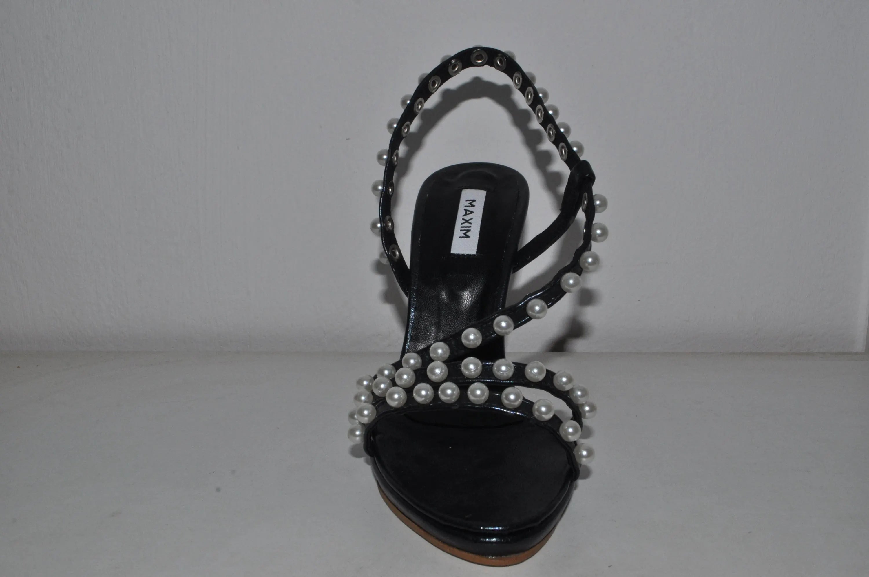 “Designer Women’s Pure Pearls Black High Heel Sandals – Sophisticated Evening Heels”